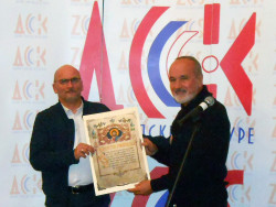 Dar od srca Molitva Gospodnja od EUprogress-a za Savez Srba