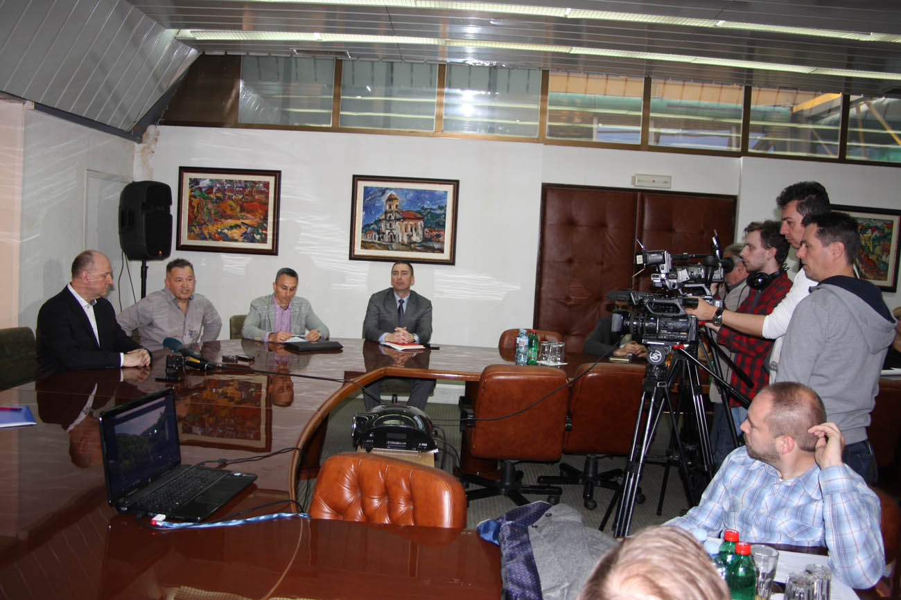 5-detalj-sa-press-konferencije