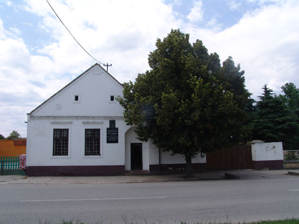 etno-kuca-poznatog-pesnika-djure-jaksica