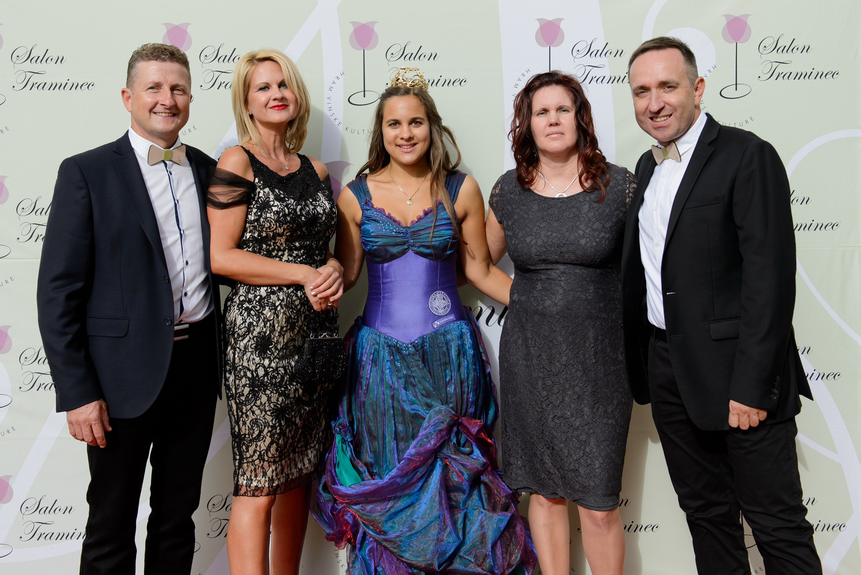 organizatorji-salona-traminec-z-vinsko-kraljico