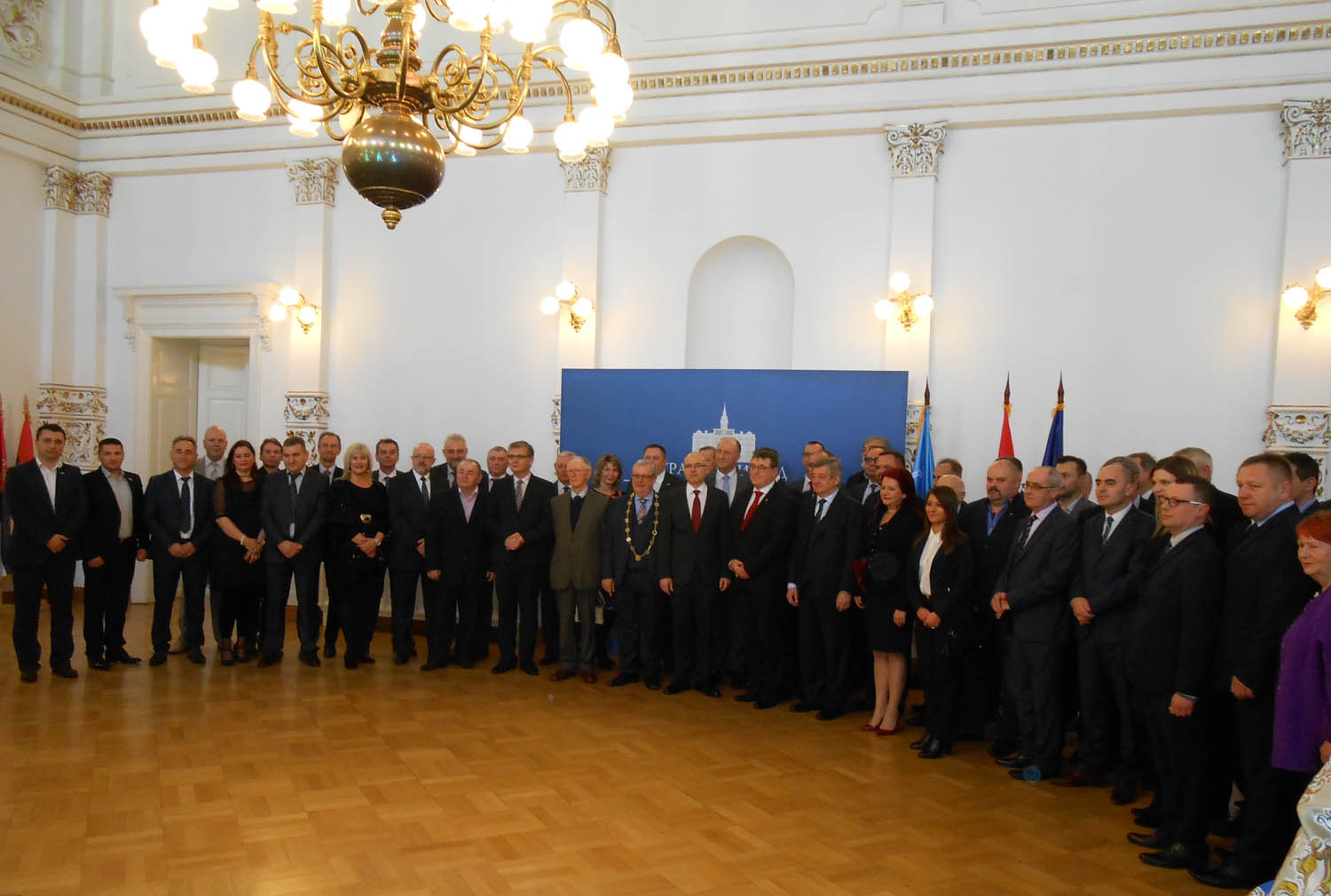 4-zajednicki-snimak-domacina-i-gostiju