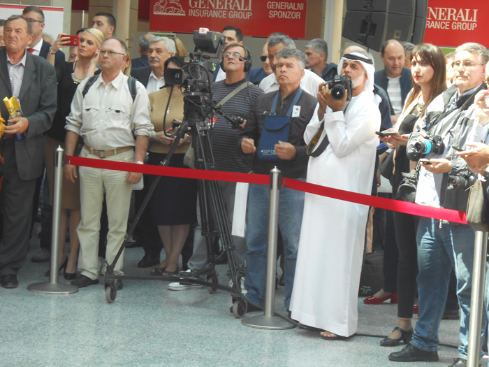 5-brojni-novinari-iz-raznih-zemalja