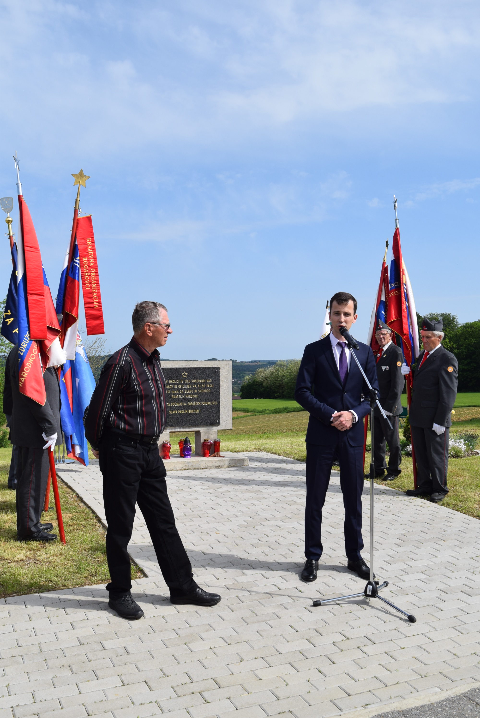 e-mihalic-levo-in-aleksej-abramov