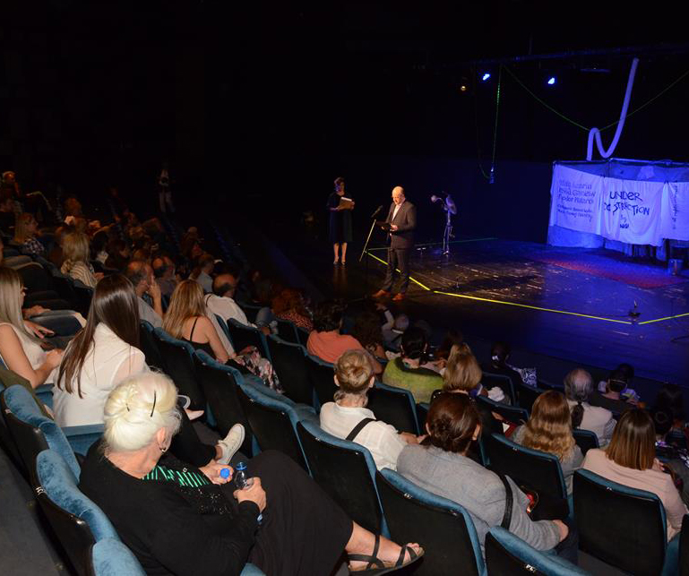 1-zdravko-julusic-pozdravlja-goste-infant-a-u-ime-novog-sada