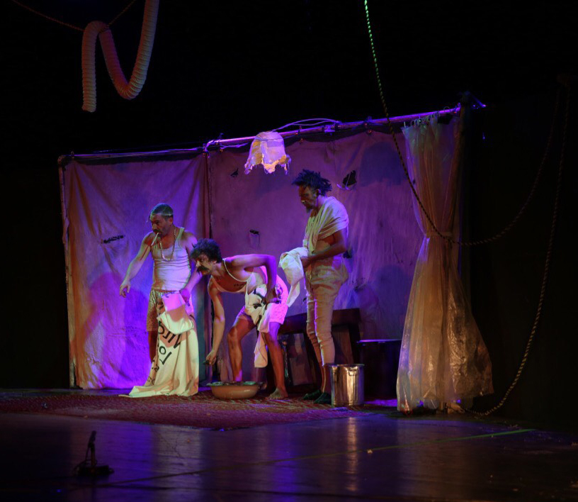 2-scena-iz-predstave-u-izgradnji