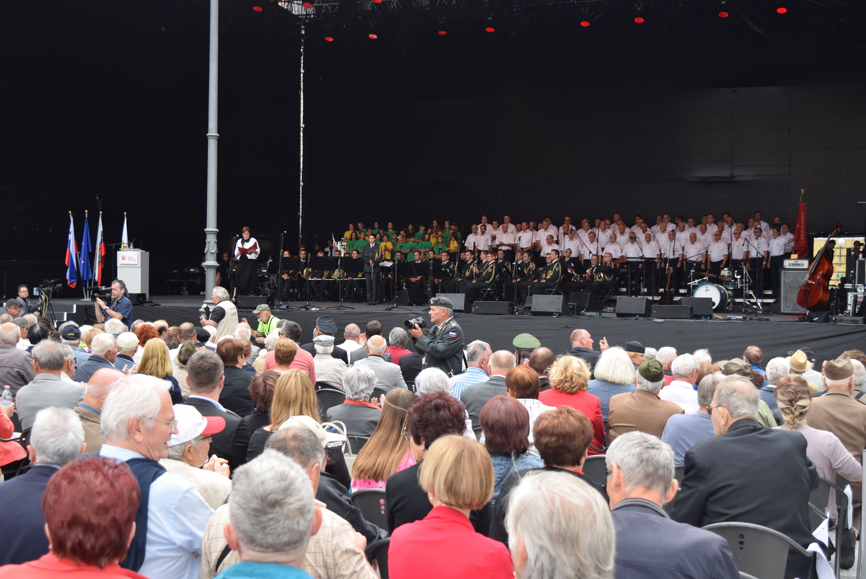 70-letnica-na-kongresnem-trgu-v-ljubljani