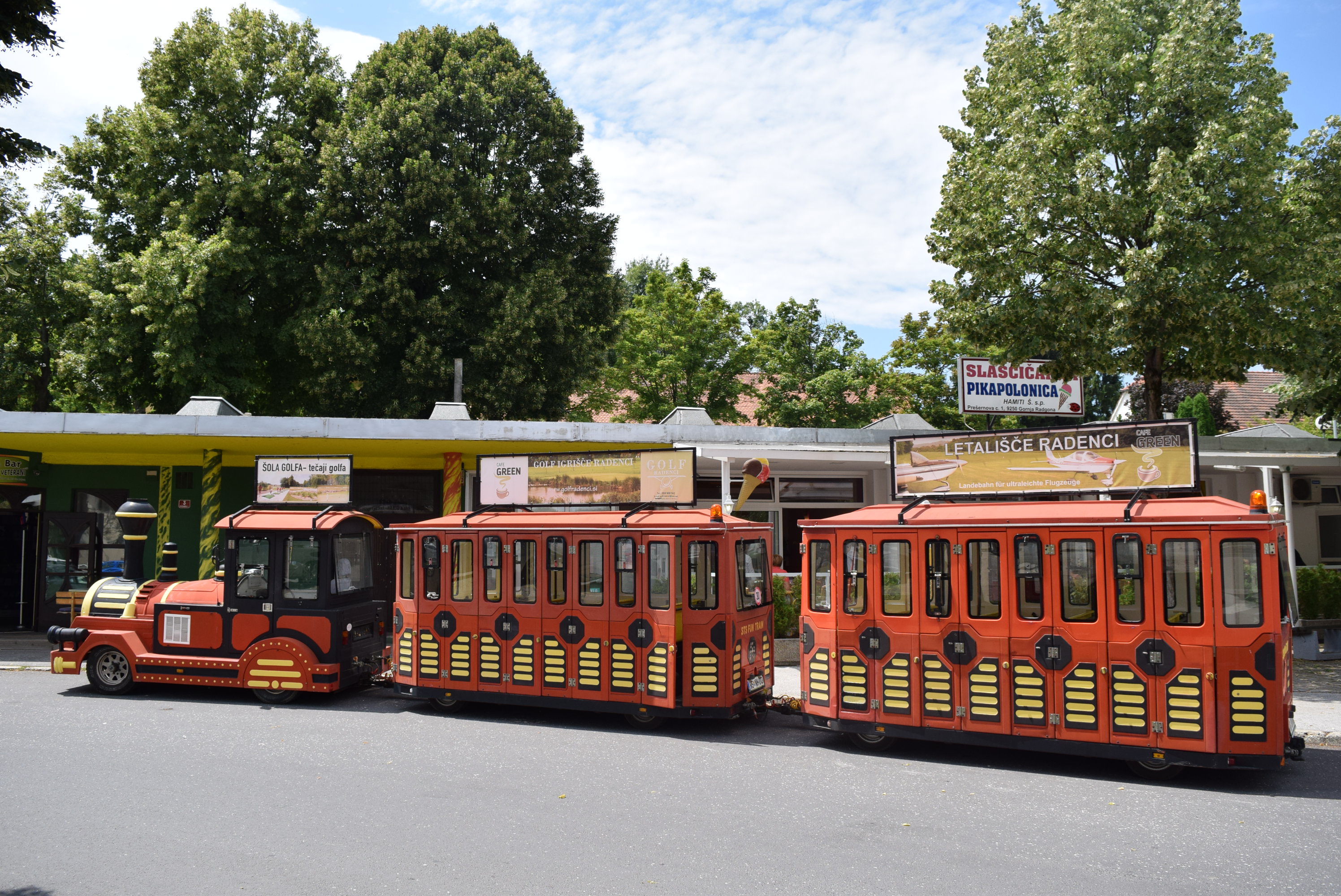 pred-slascicarno-pikapolonica-v-gornji-radgoni
