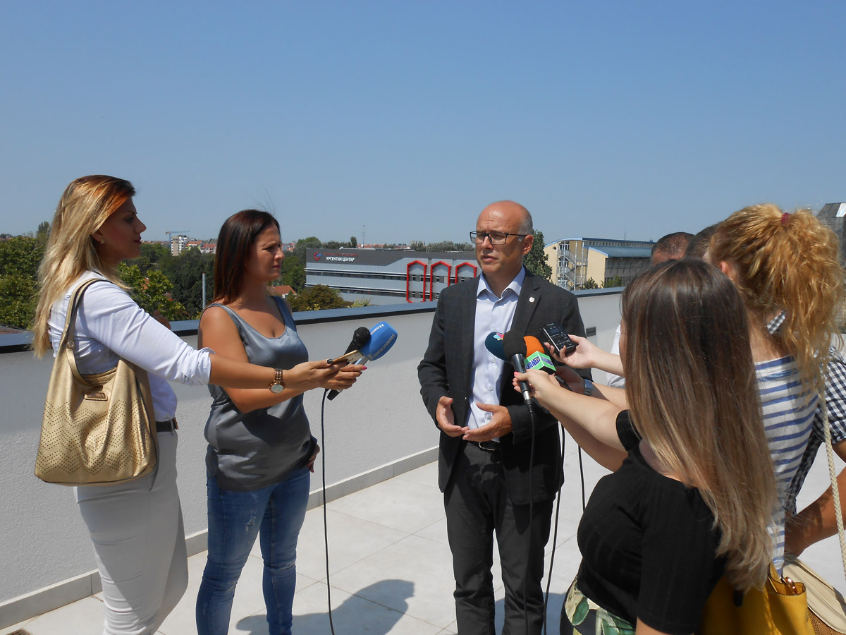 3-gradonacelnik-vucevic-daje-press-izjavu