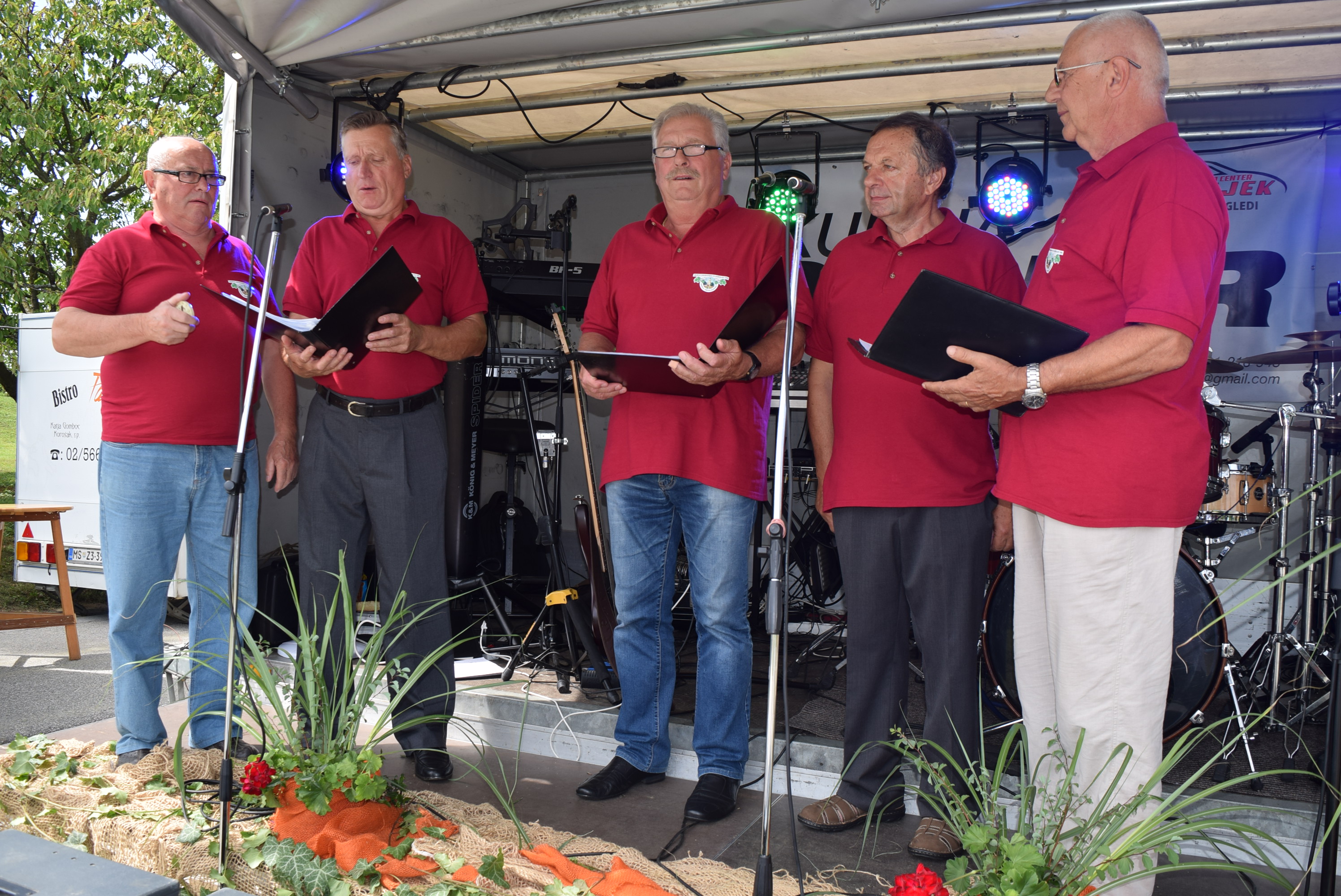 vokalni-kvintet-klopotec-kapela