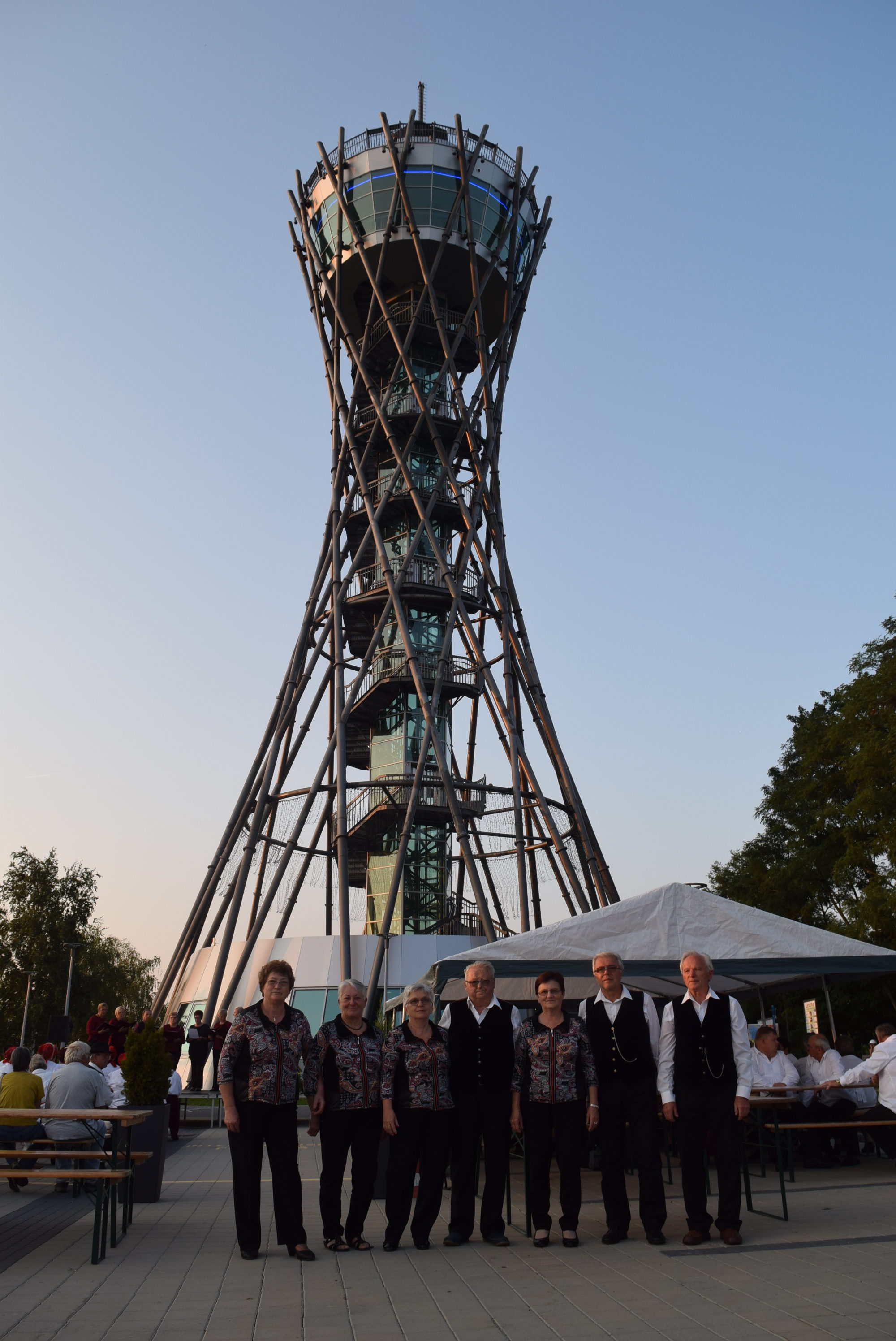 pred-stolpom-vinarium-v-lendavskih-goricah