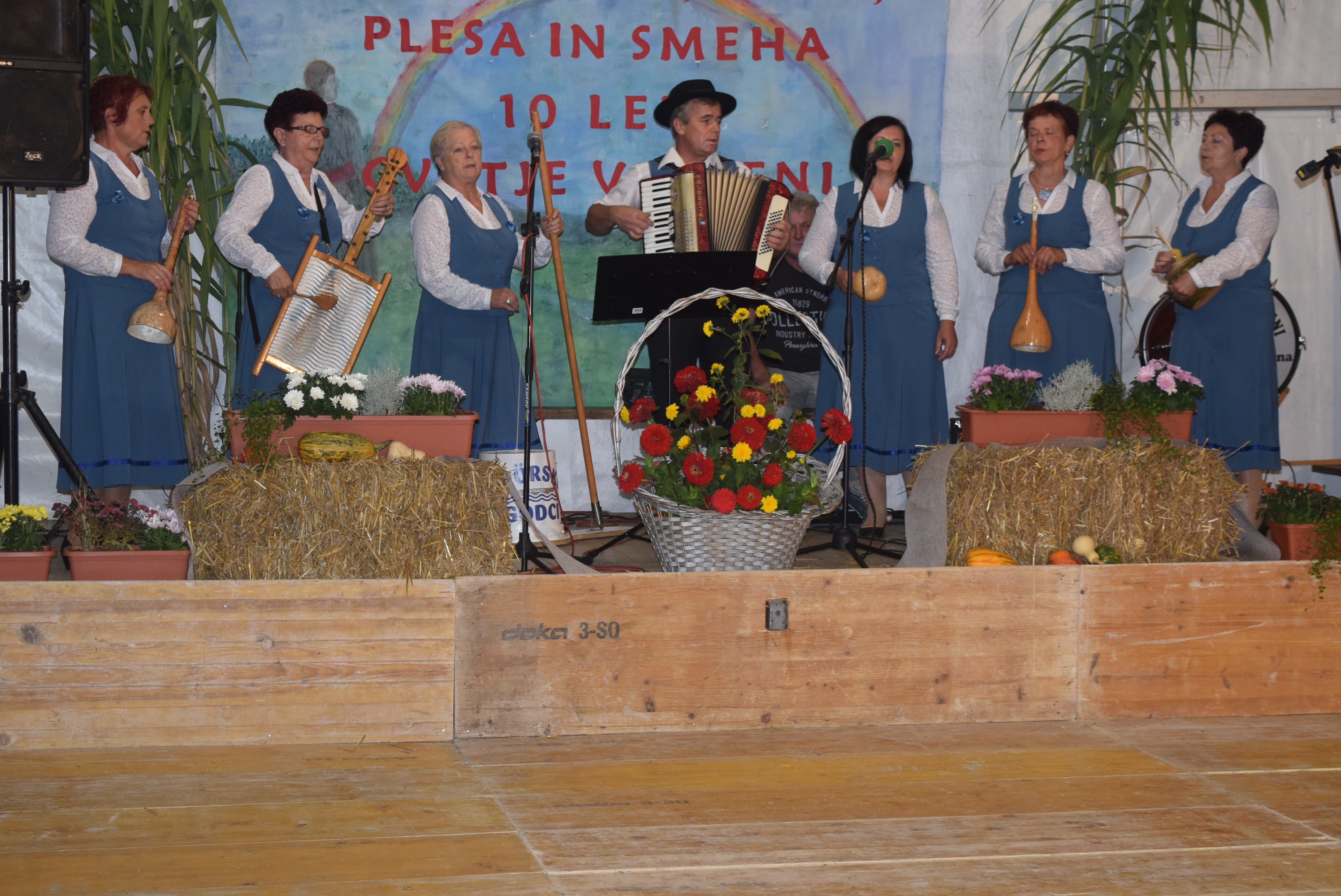 skupina-morski-godci