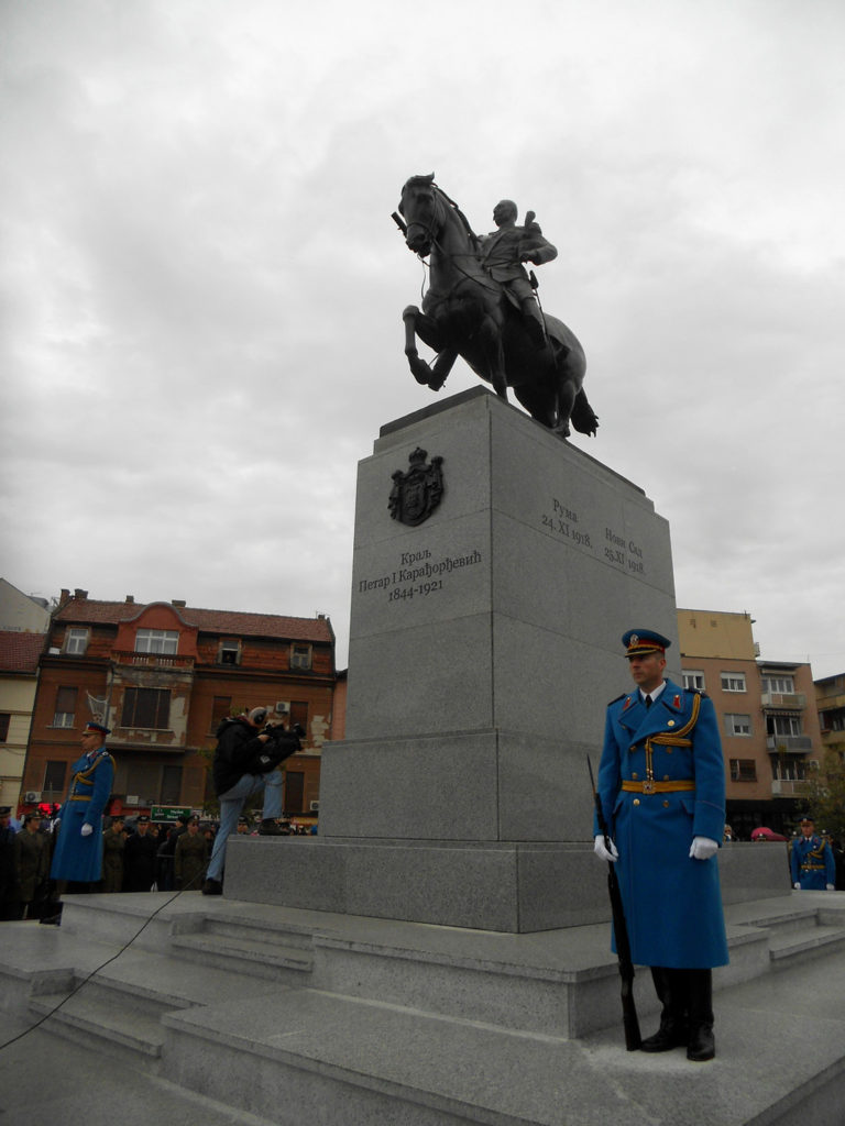 1-spomenik-kralju-petru-i-karadorsevicu