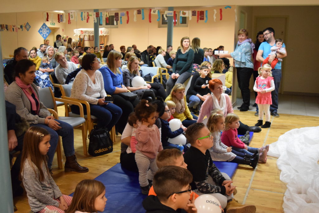 v-telovadnici-dosor-ja