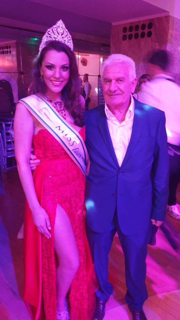 img-59e3be864ae09ffe8e0acca734593340-v