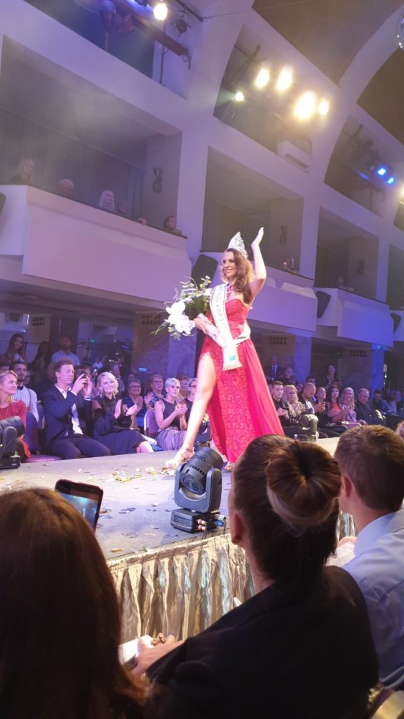 img-d3ae25dfefcd79e1638da18dad3ac7e5-v