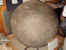 https://upload.wikimedia.org/wikipedia/commons/thumb/c/ca/Kosmicka_kugla1.JPG/300px-Kosmicka_kugla1.JPG